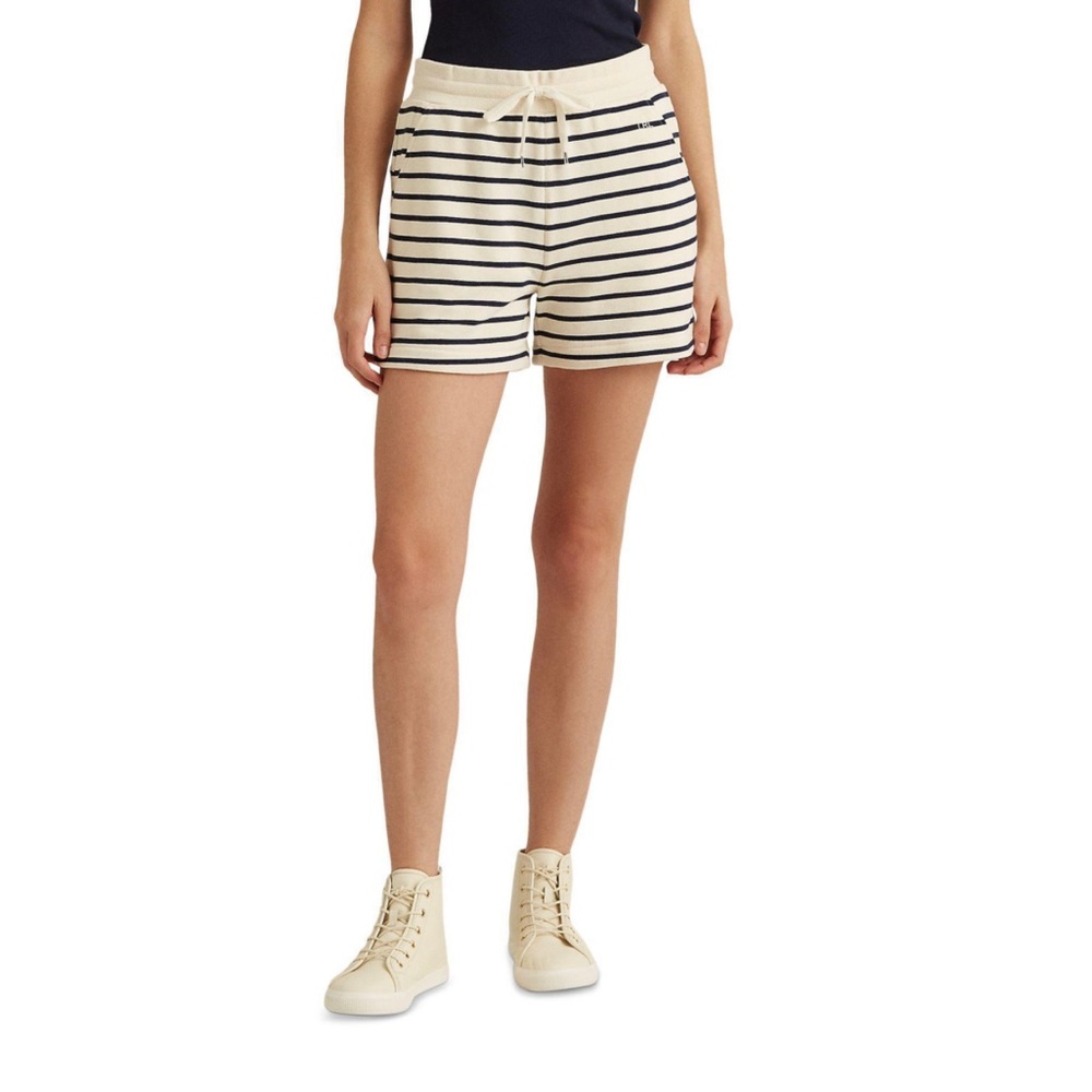 Lauren Ralph Lauren - Women’s pocketed striped shorts - Size 2X